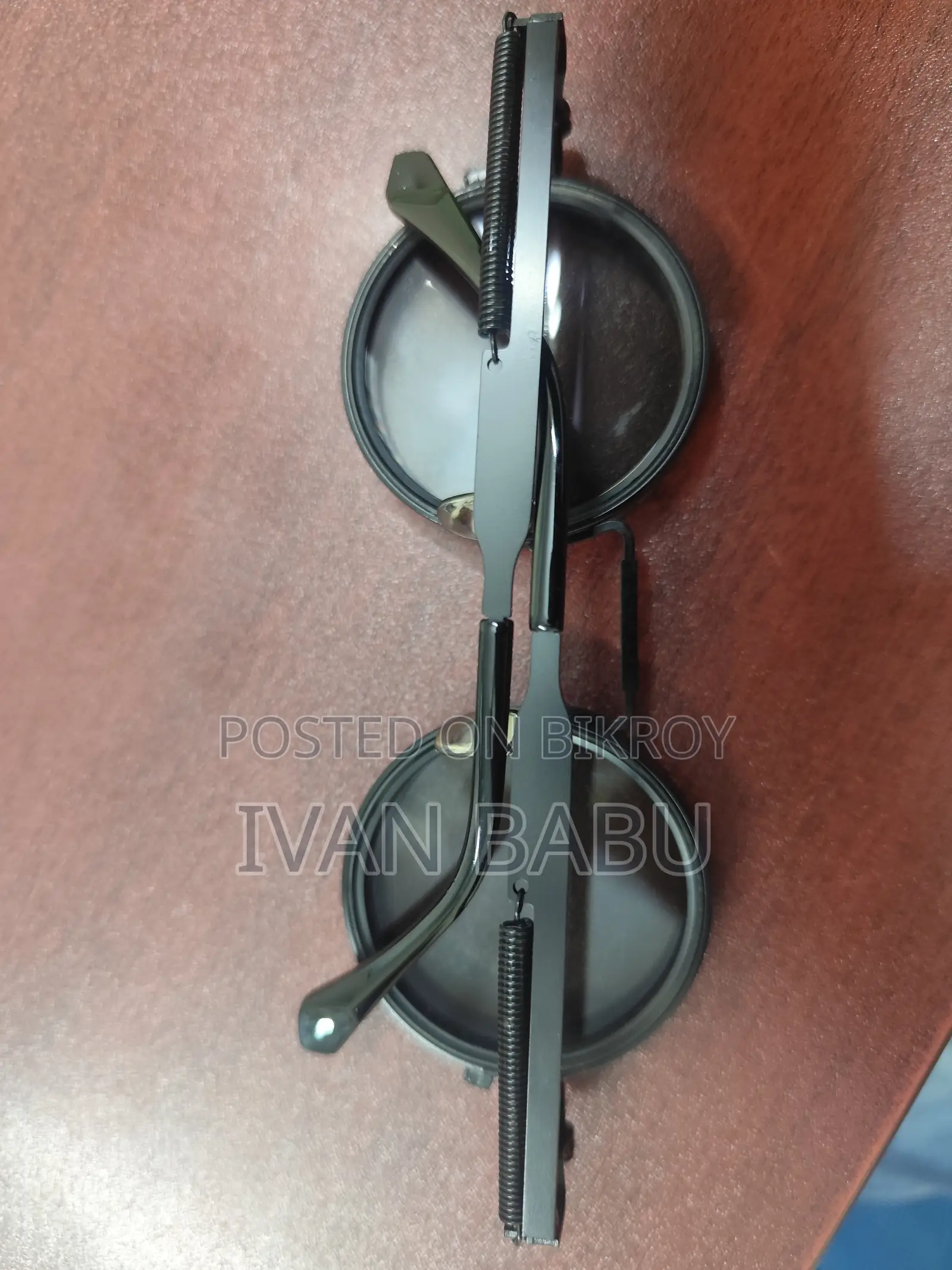 Sunglass (Black and White Adjustable)