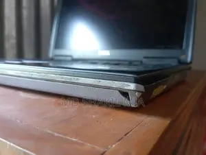 Laptop Dell Latitude D630 4GB Intel Core 2 Duo HDD 1T