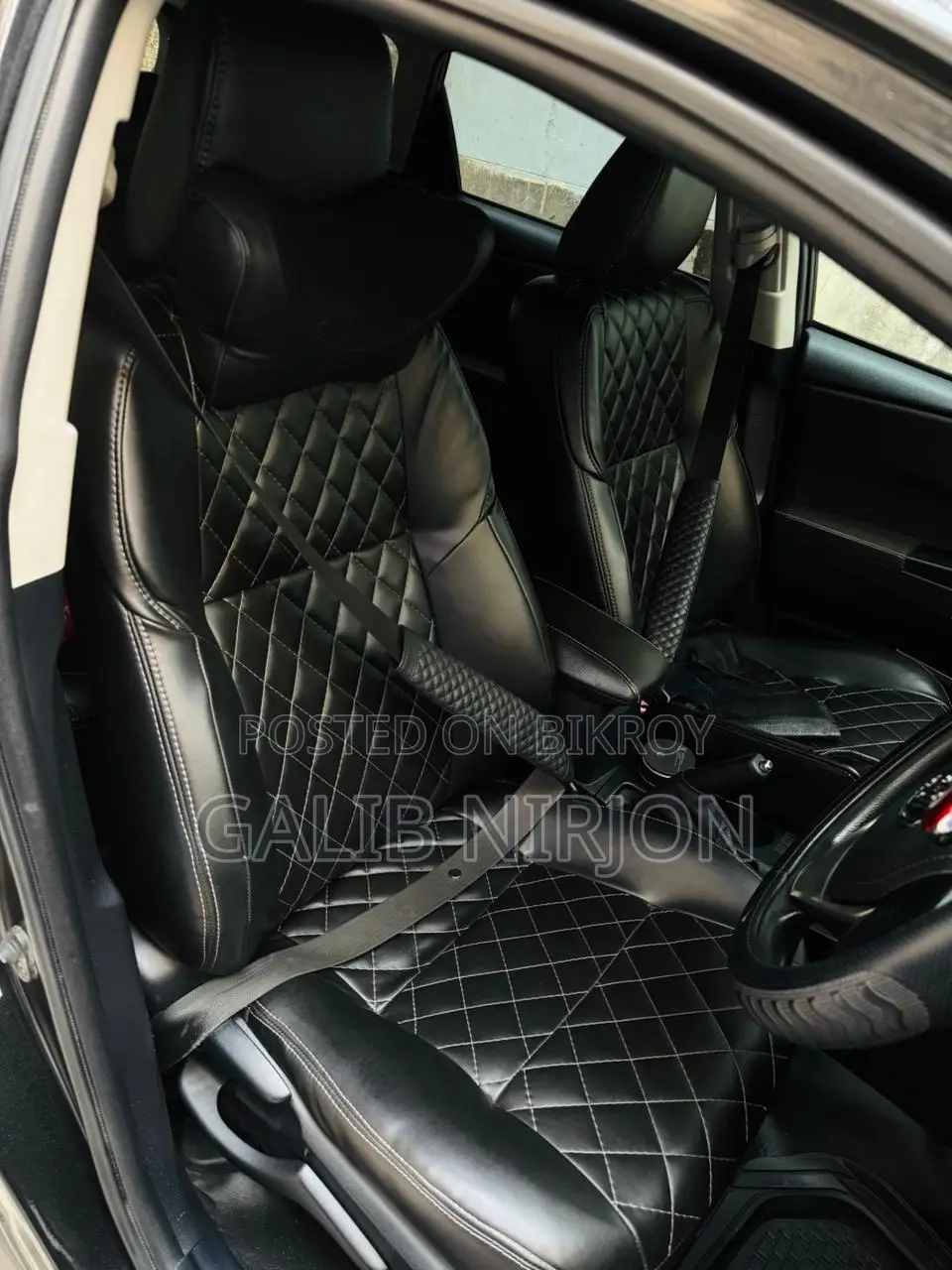 Toyota Auris 2012 Black