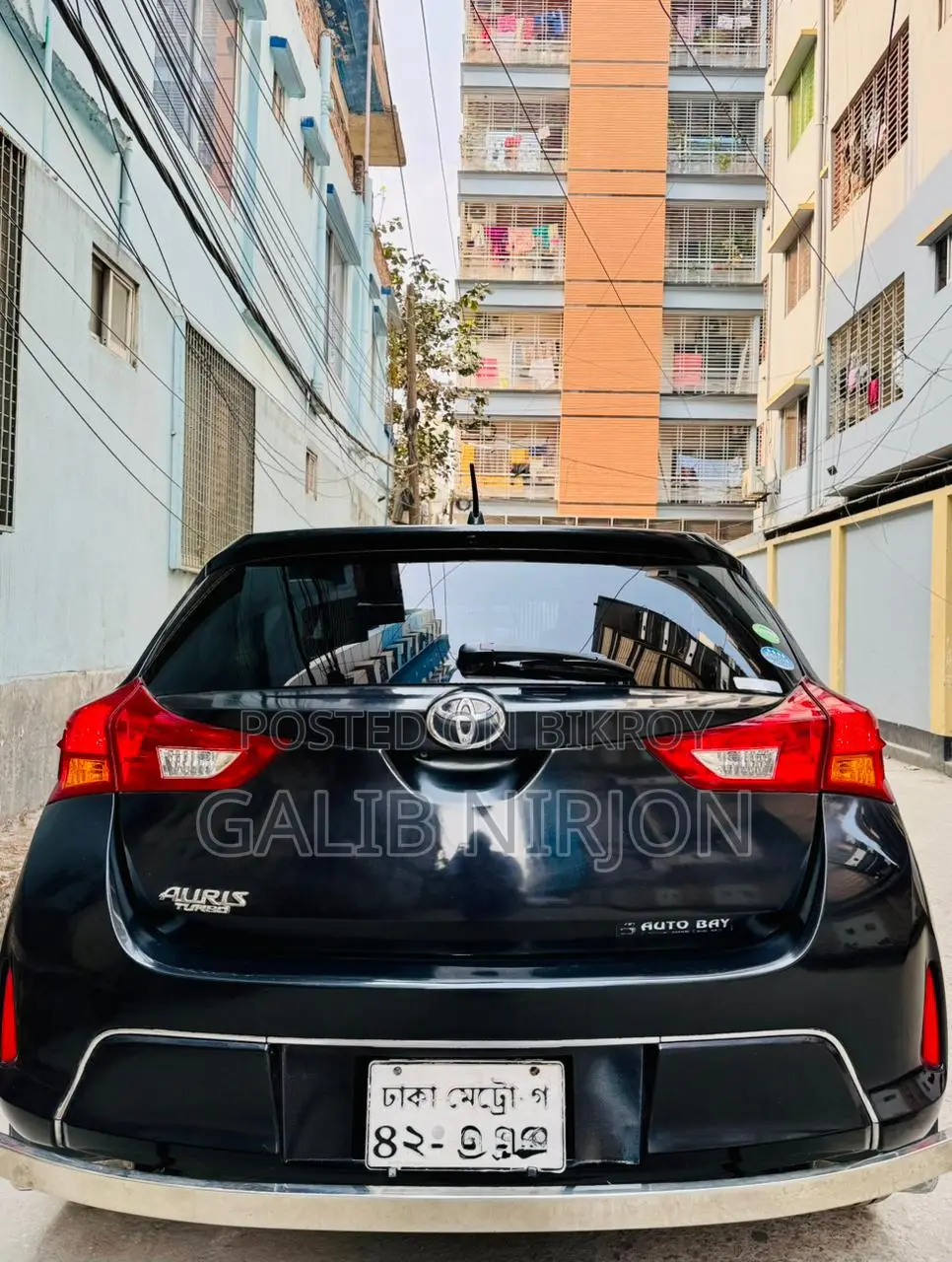 Toyota Auris 2012 Black