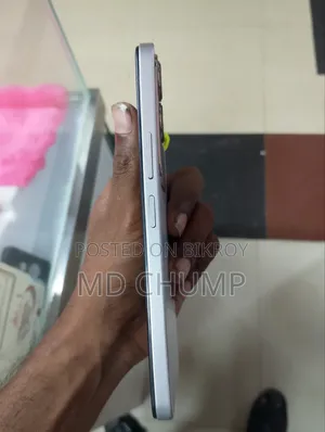 Vivo Y19s 128 GB White