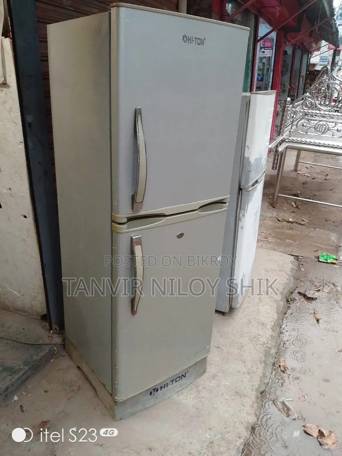 10 CFT Hi Ton Fridge in Perfect Running Condition