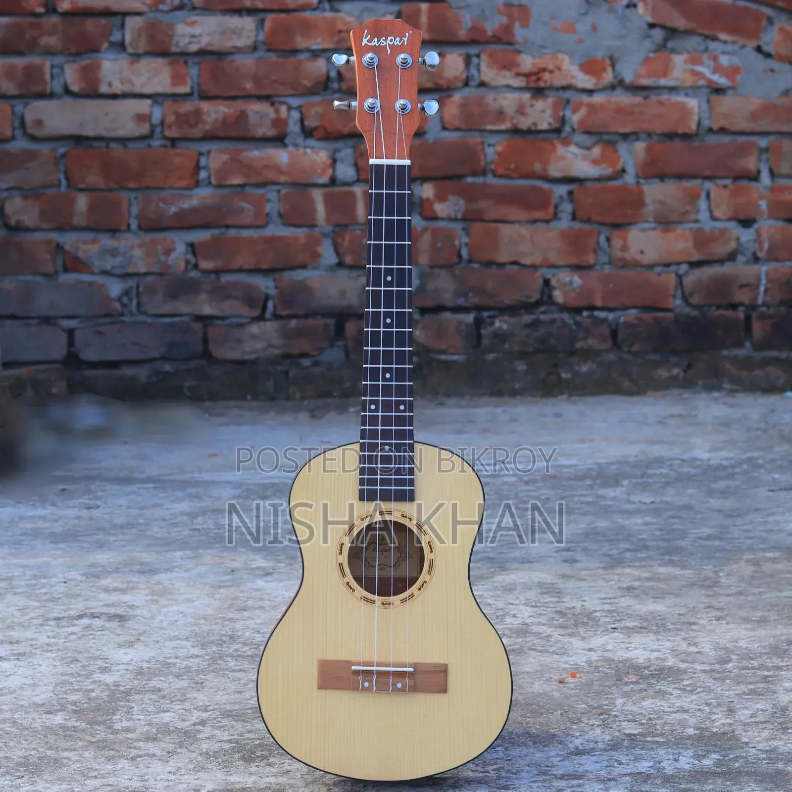 Brand New Ukulele, No Spots or Scratches