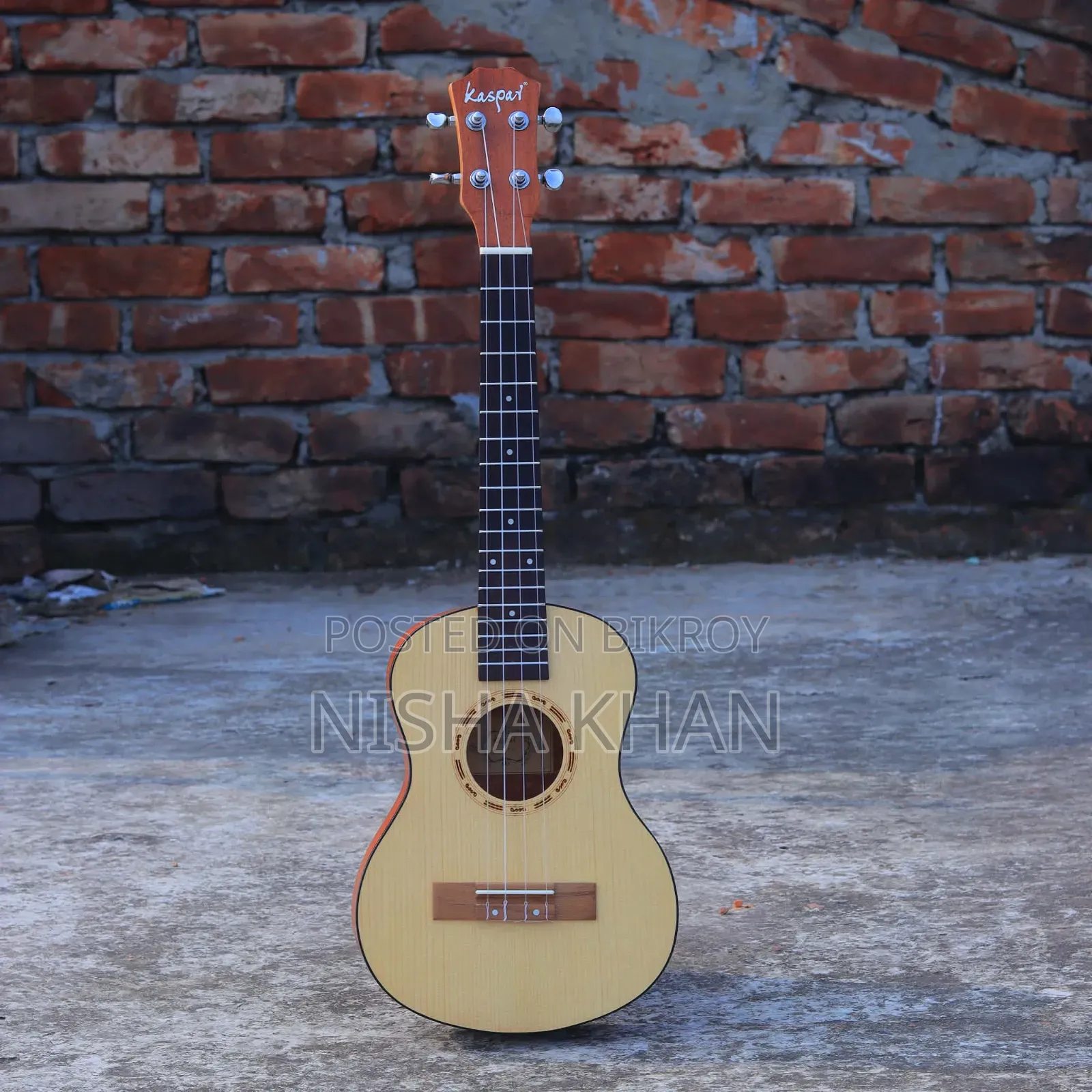Brand New Ukulele, No Spots or Scratches