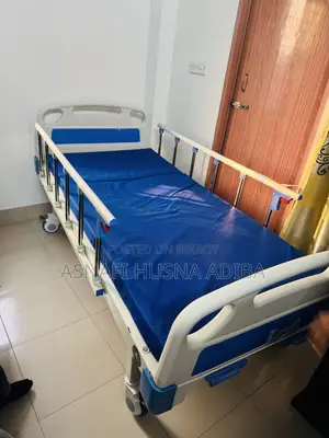 Title: Surgical Bed (Medical Bed) for Sale – Almost New