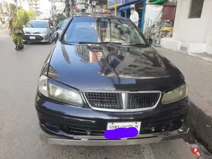 Nissan Sunny 2003 Black