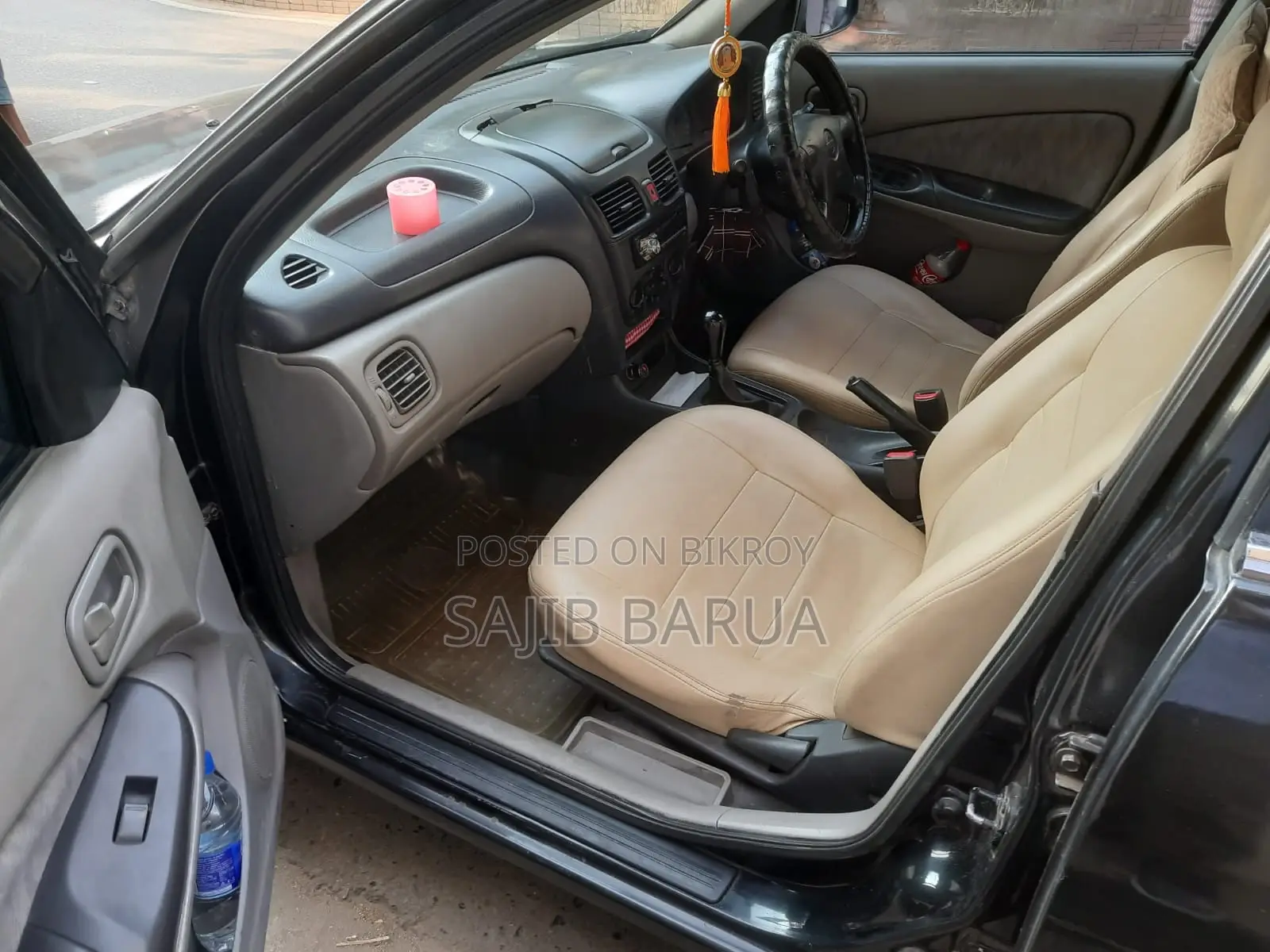 Nissan Sunny 2003 Black
