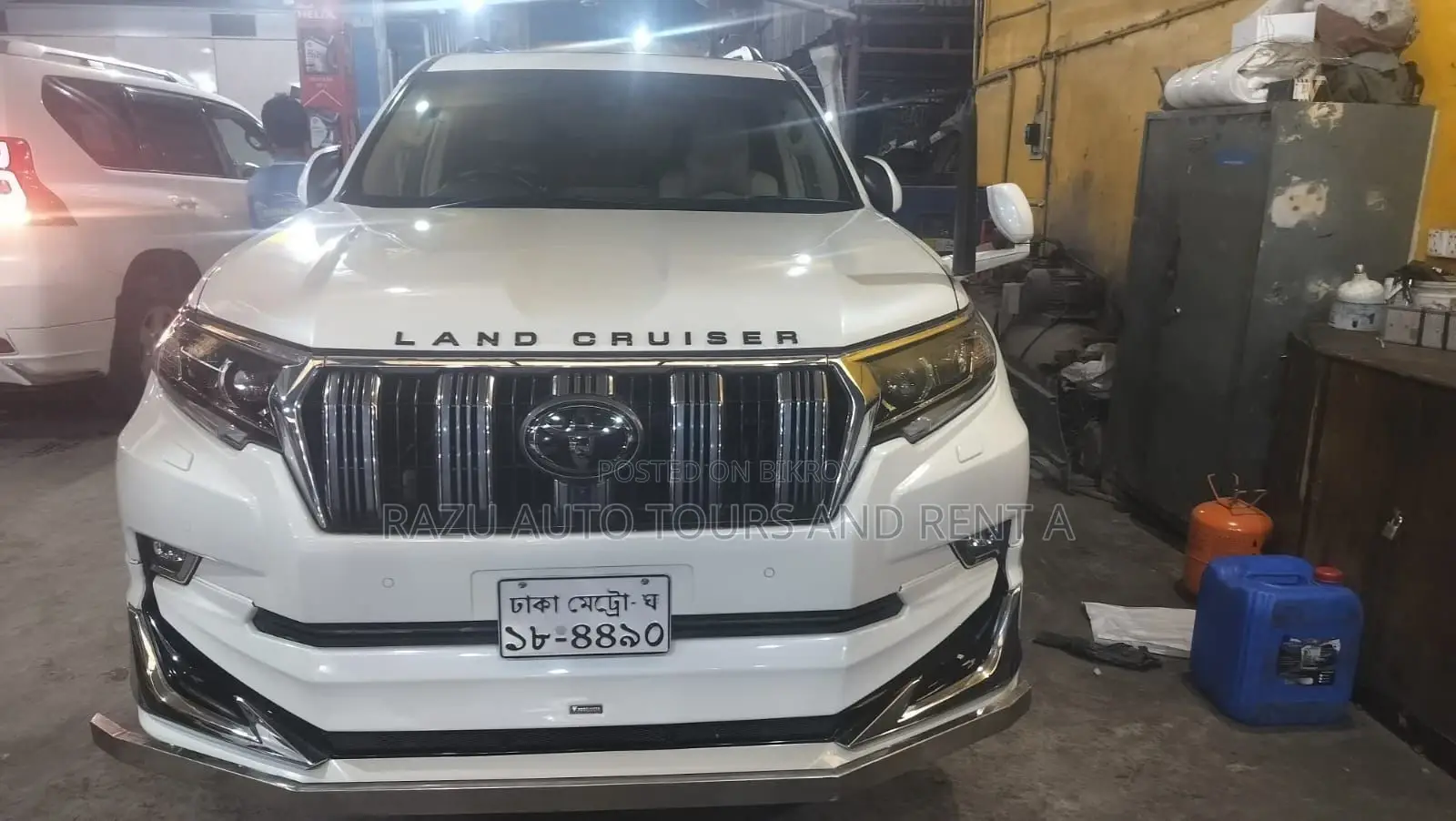 প্রাদো ভাড়ার জন্য