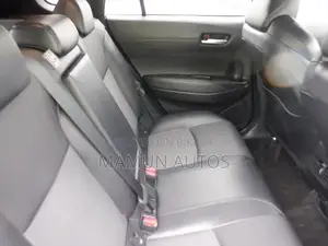 Toyota Corolla Cross 1.8 Hybrid AWD 2021 Pearl