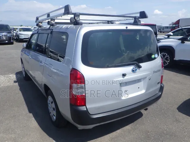 Toyota Probox 1.3 DX 2WD 2020 Silver