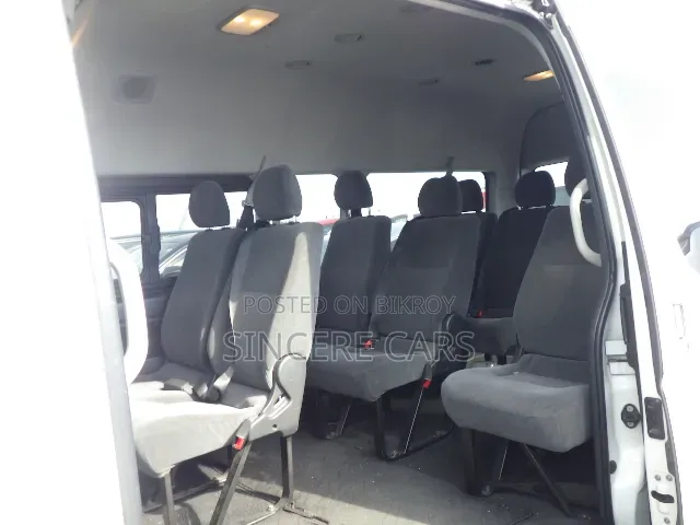 Toyota HiAce 2021 Pearl