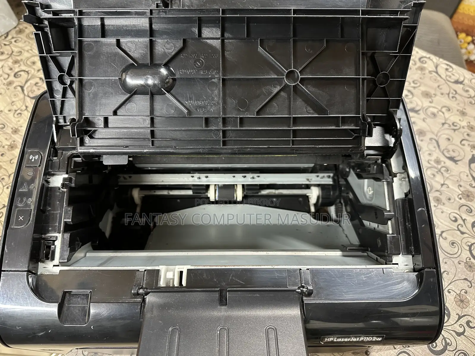 HP LaserJet P1102w