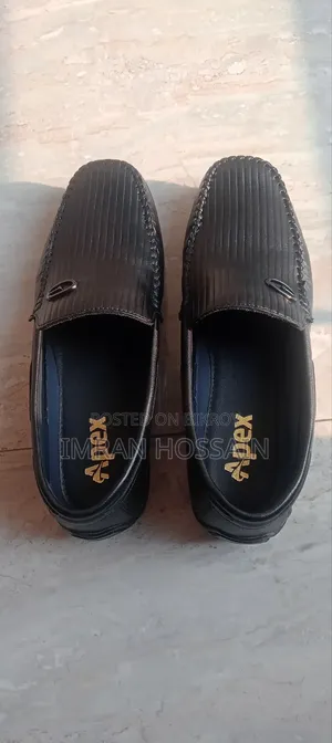 লোফার, সাইজ-৩৯, ব্র্যান্ড এপেক্স, দাম-২,০০০