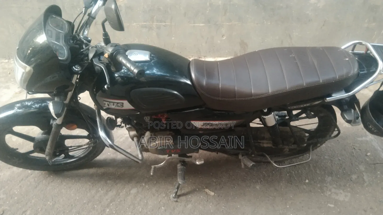 TVS Radeon 2023 Black