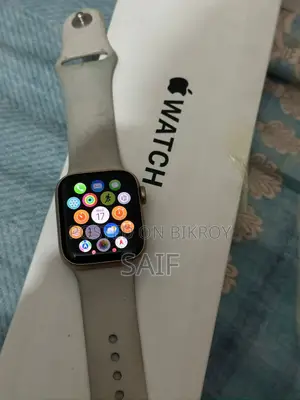 Apple Watch SE 40mm Gold