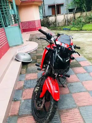 TVS Apache 160 4V 2022 Red