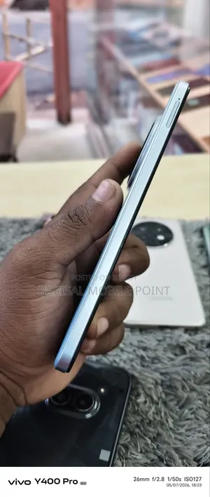 Vivo Y39 128 GB হোয়াইট