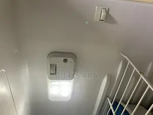 সিঙ্গার ফ্রিজ বিক্রয় পোস্ট। ব্যবহার - ৪ বছর।