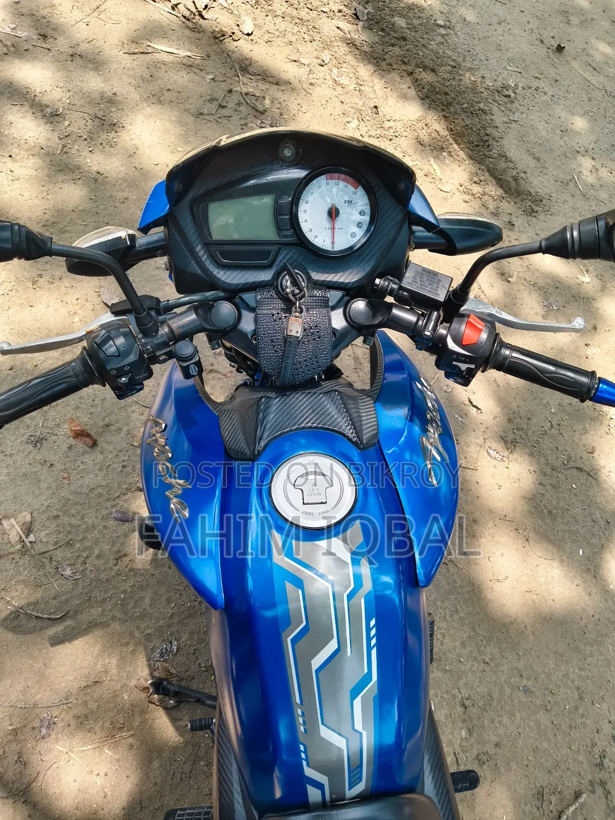 TVS Apache RTR 160 2V 2018 Blue