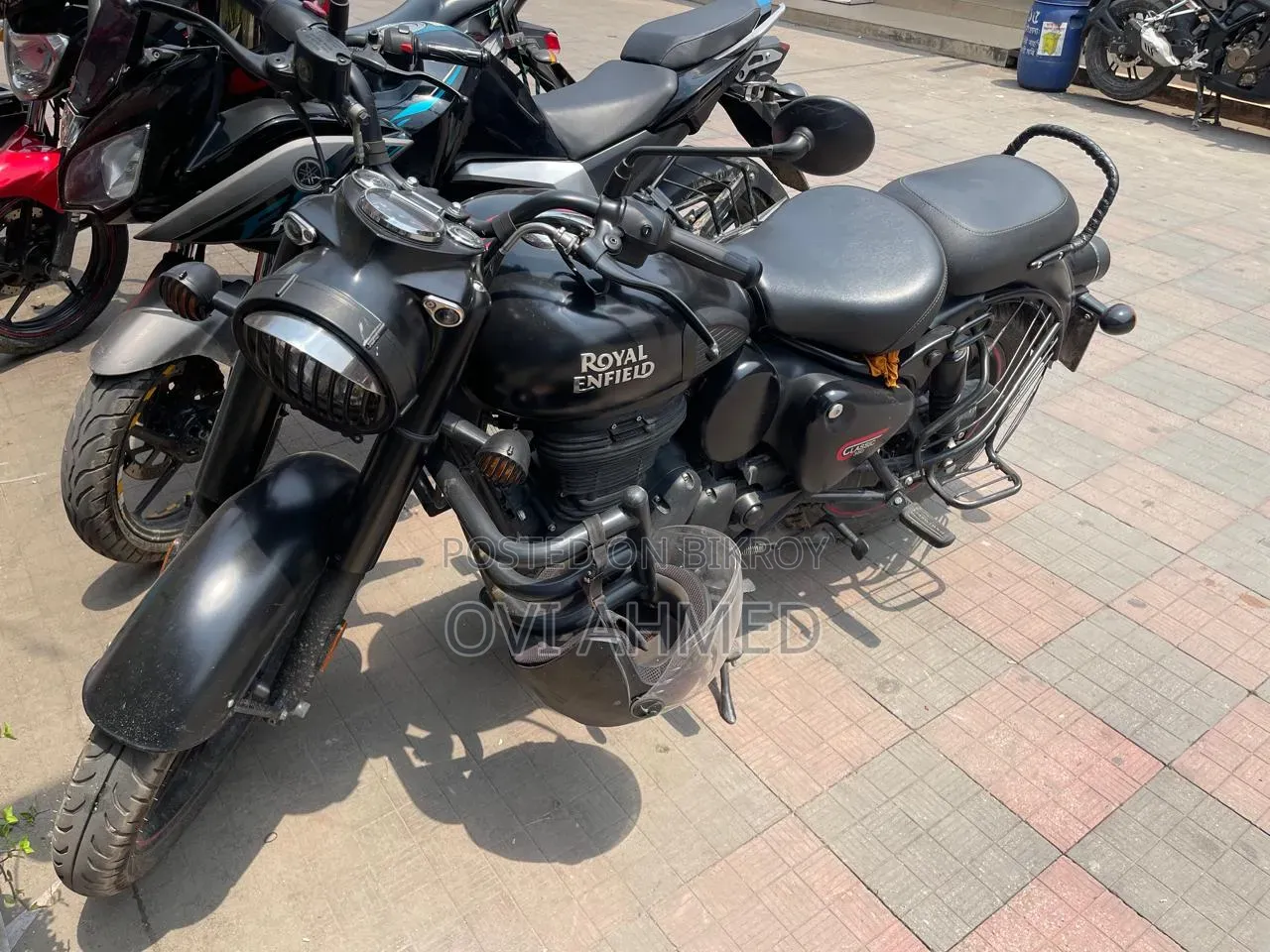 Royal Enfield Classic 350 2025 Black