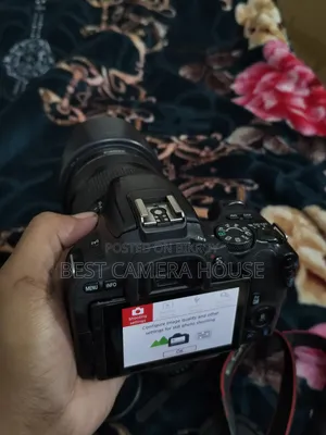 ২০০ডি + ১৮-১৩৫মিমি এসটিএম