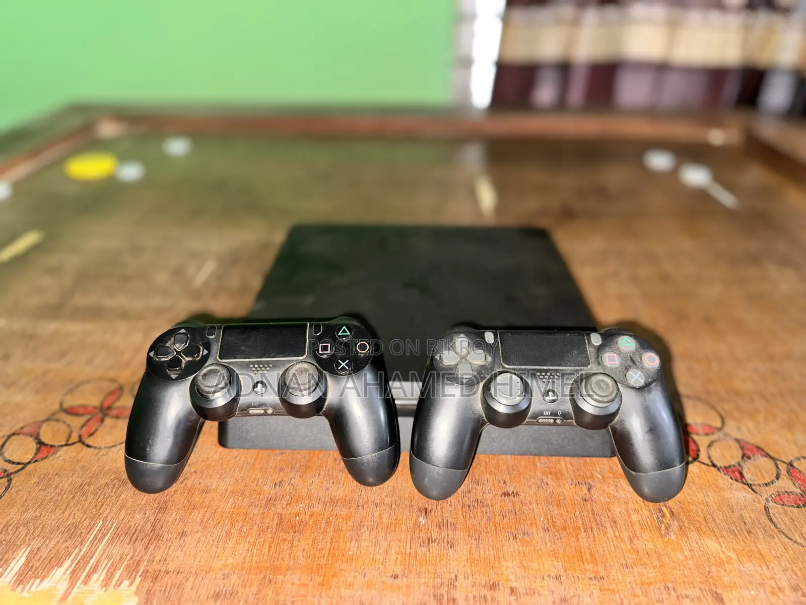 Ps4 Slim 1tb for Sale – 2 Controllers – Good Condition