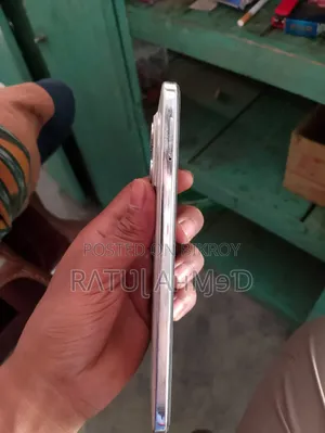Tecno Spark 30 Pro 256 GB White