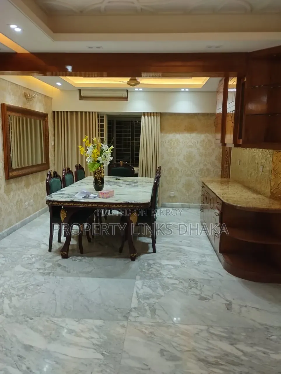 গুলশানে ৩ বেডরুমের ফার্নিশড অ্যাপার্টমেন্ট ভাড়া হবে