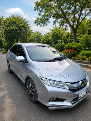 Honda Grace 2017 Silver