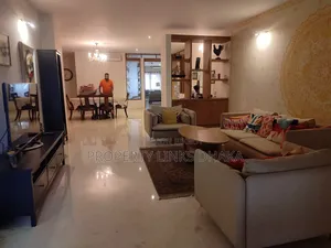 গুলশানে ভাড়ার জন্য ফার্নিশড ৪ বেডরুমের অ্যাপার্টমেন্ট