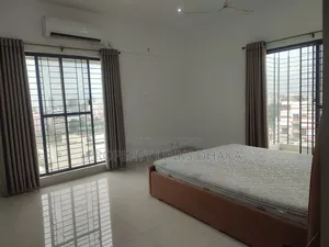 Furnished 4bdrm Apartment in Gulshan for Rent