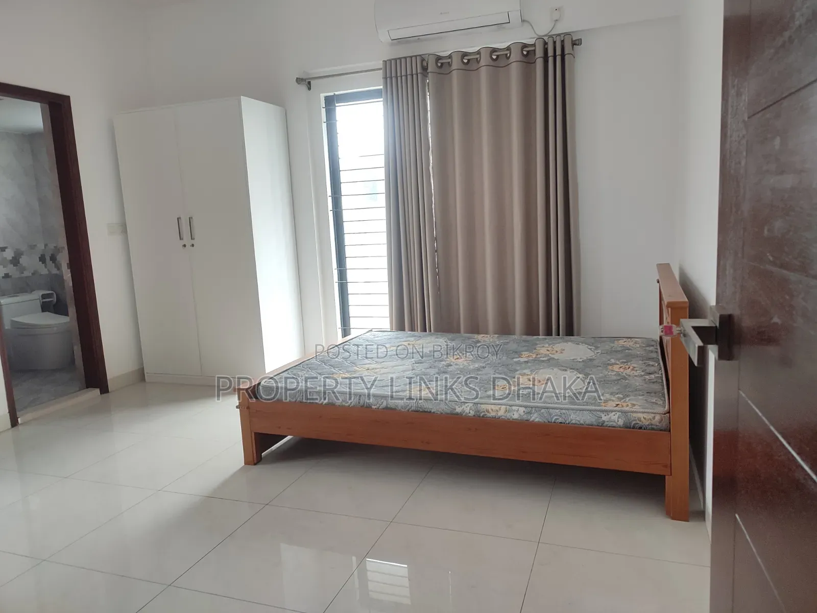 Furnished 4bdrm Apartment in Gulshan for Rent