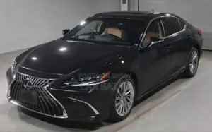 Lexus ES 300h Luxury 2021 Black
