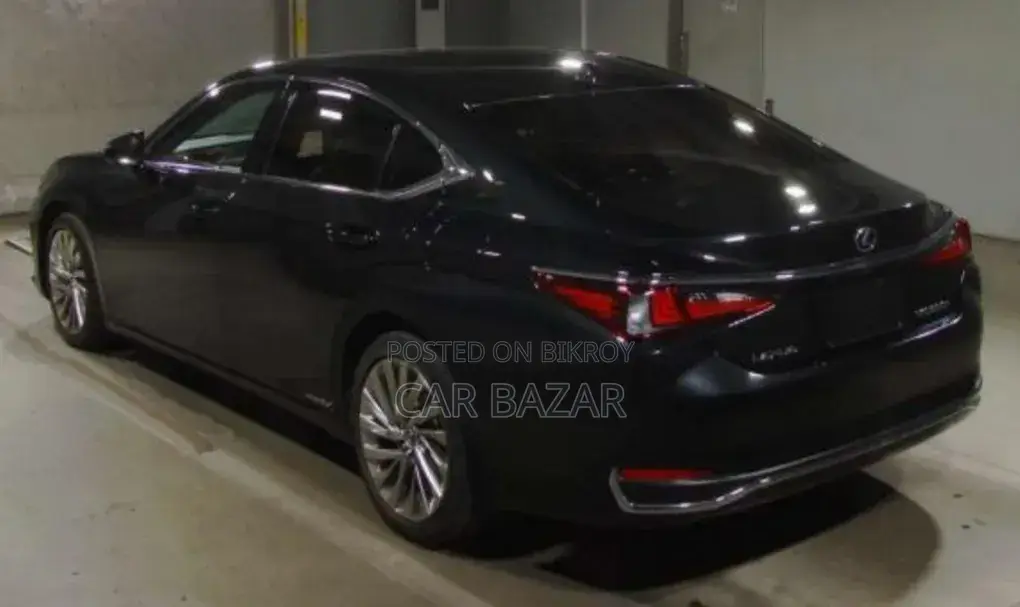 Lexus ES 300h Luxury 2021 Black