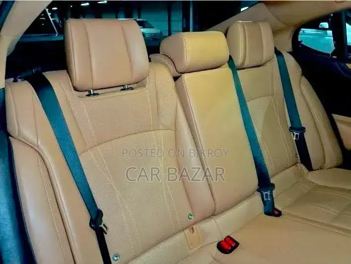 Lexus ES 300h Luxury 2021 Black