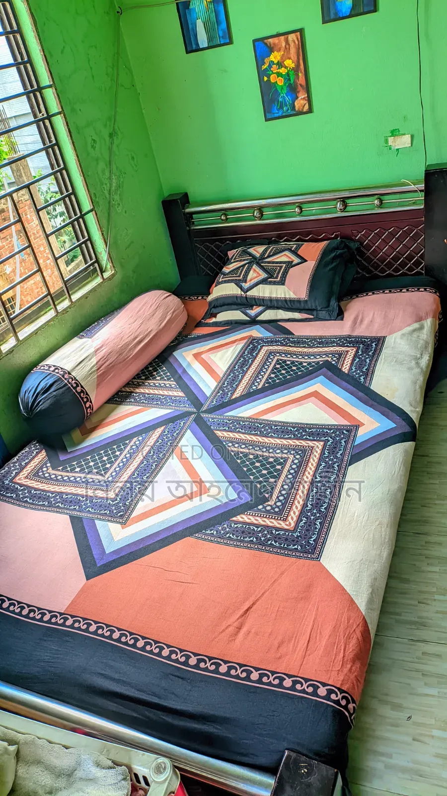 Table and Bed for sale