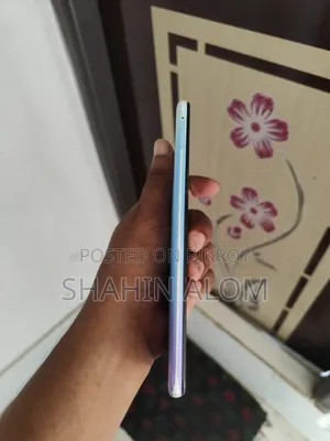 Vivo Y1s 32 GB Blue