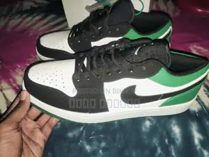 Jordan 1 Low