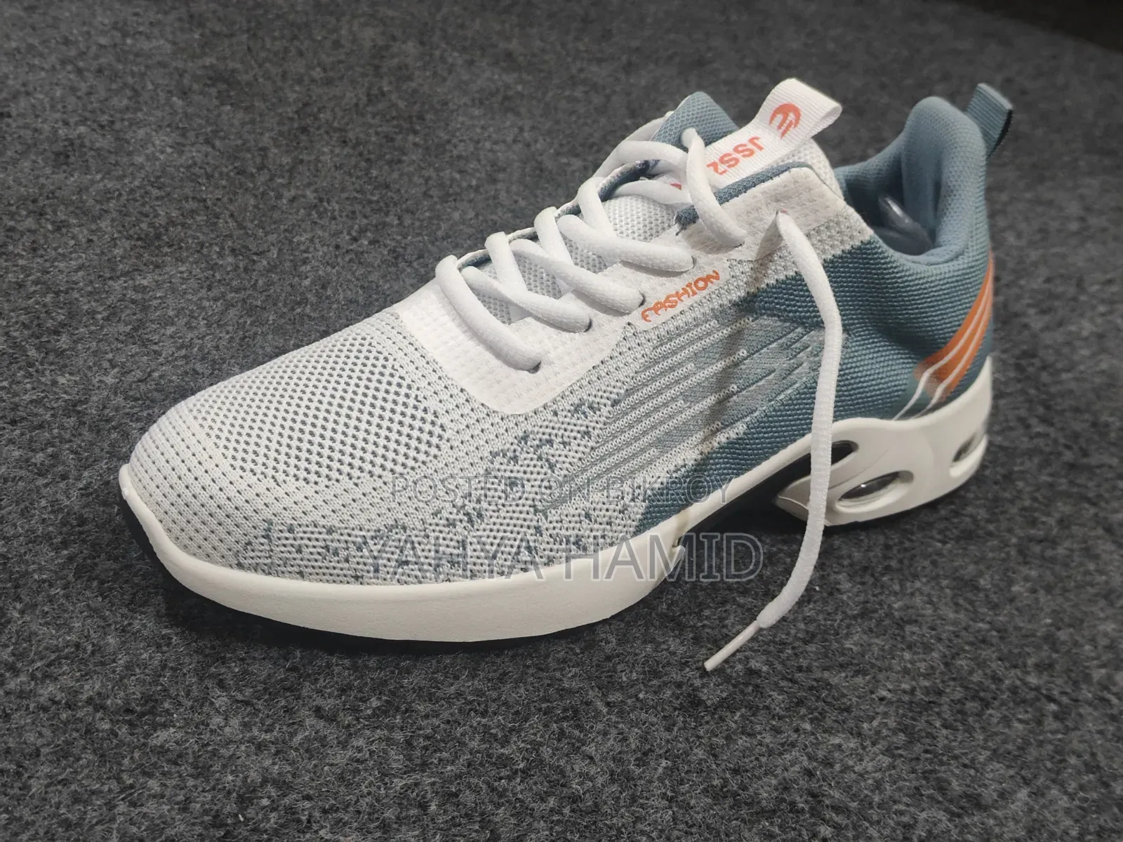 Knit Mesh Casual Sneakers