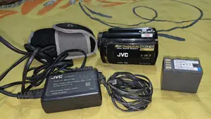 JVC Handycam Camcorder With Charger & Battery