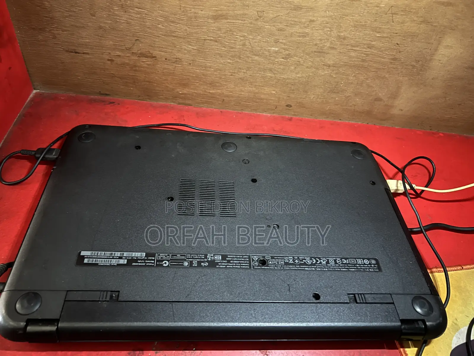 Laptop HP 15 4GB AMD A8 HDD 700GB