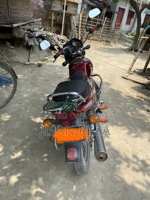 Bajaj CT 100 2011 Red