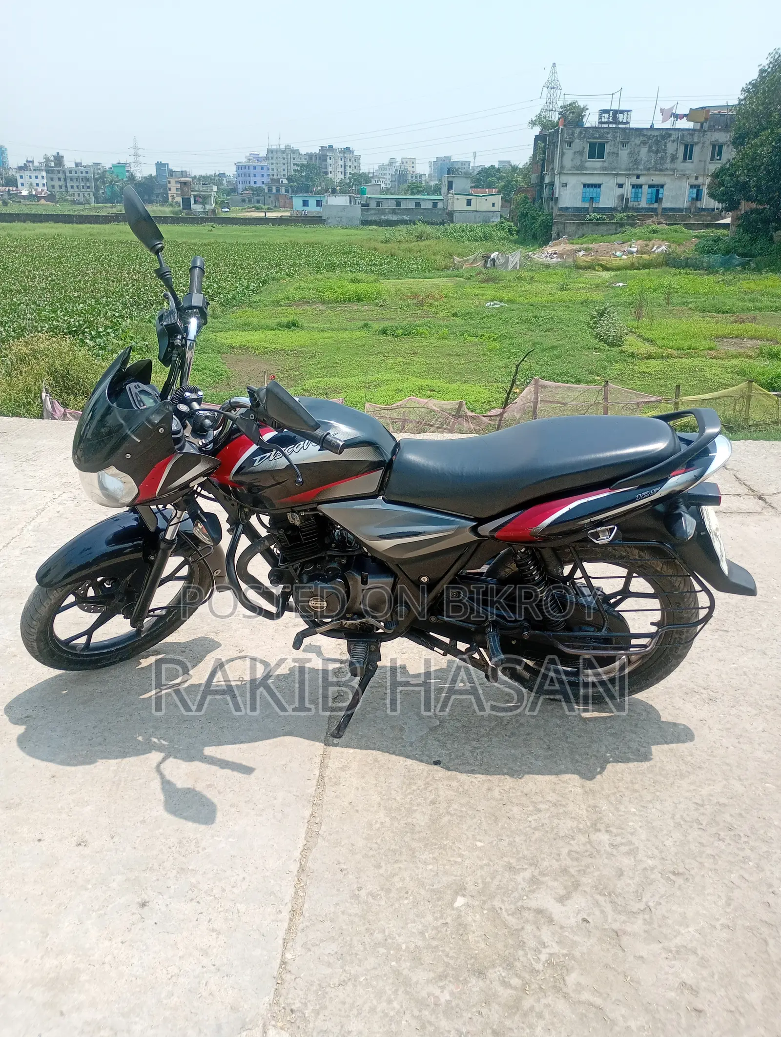 Bajaj Discover 125 2021 Black