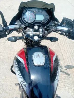Bajaj Discover 125 2021 Black