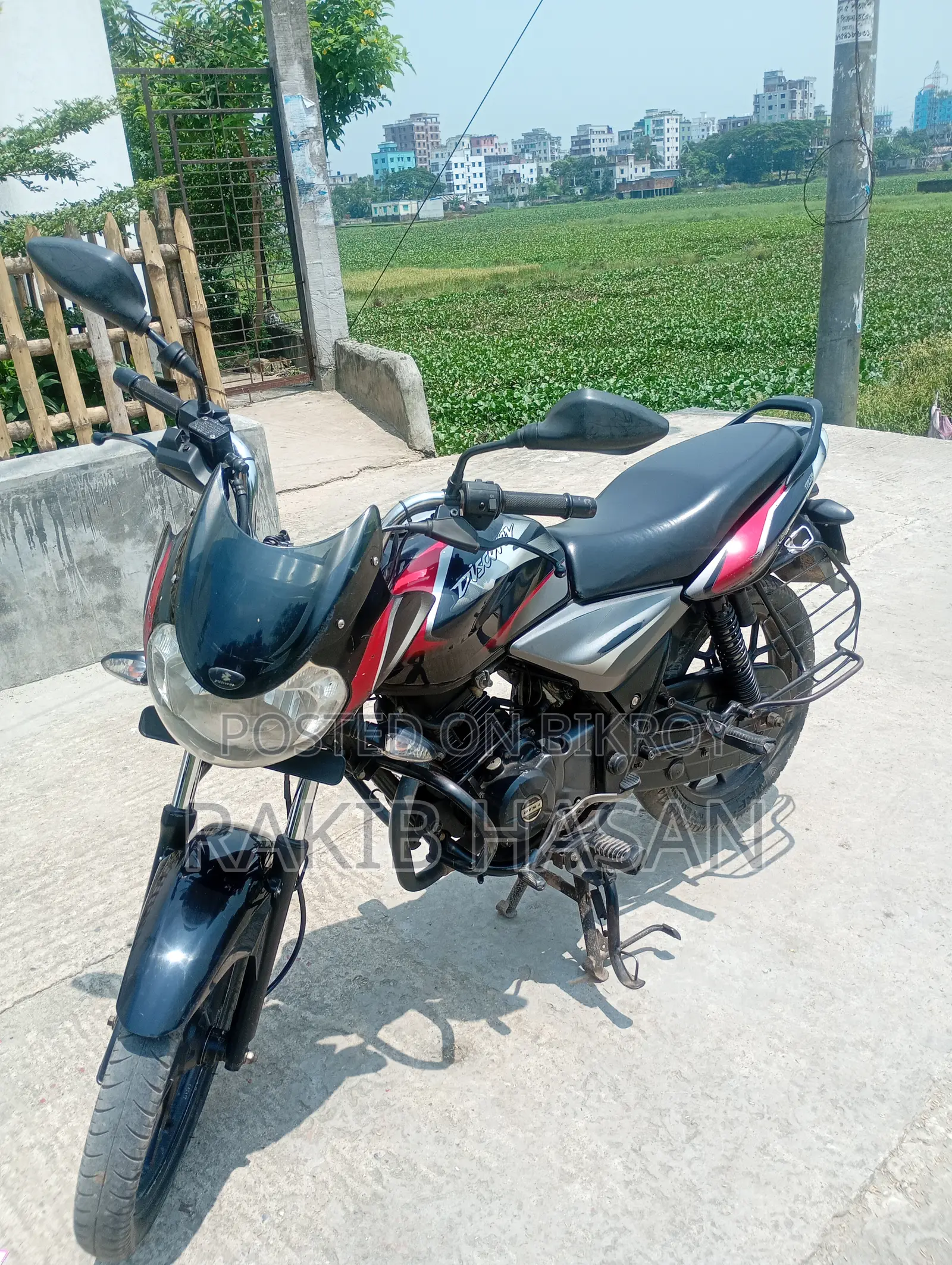 Bajaj Discover 125 2021 Black