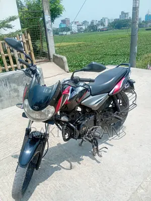 Bajaj Discover 125 2021 Black
