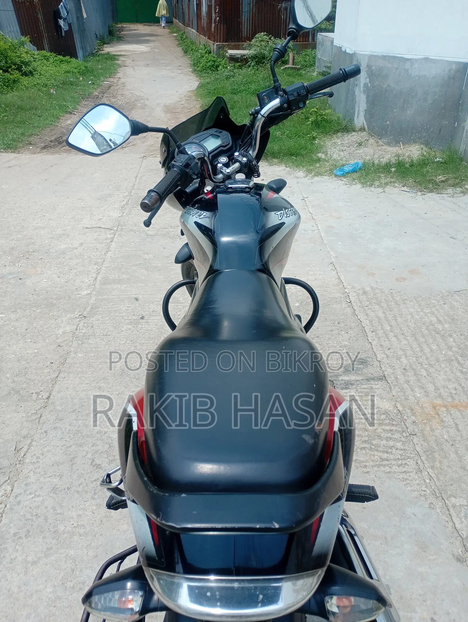 Bajaj Discover 125 2021 Black