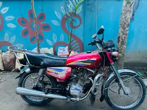 হোন্ডা সিজি১১০ ২০০৬ লাল