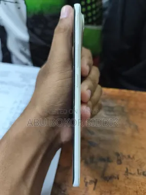 Tecno Pova 5G 128 GB White