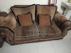 ৫ সিটার সোফা